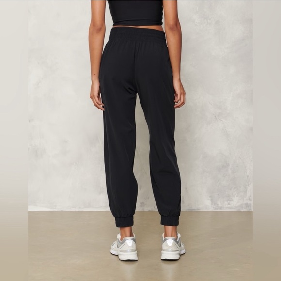 YPB MotionTEK Cinched Hem Pant - Picture 3 of 6